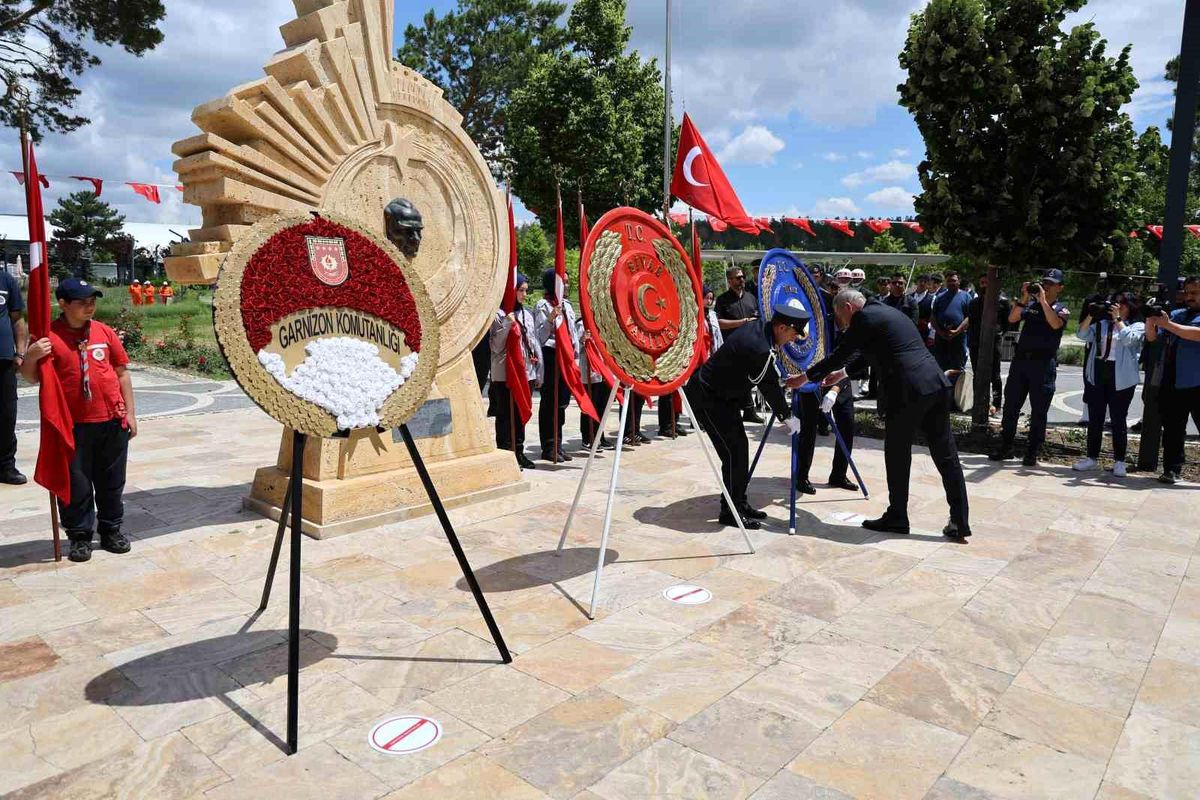Atatürk’ün Sivas’a gelişinin 107’nci yıldönümü kutlandı