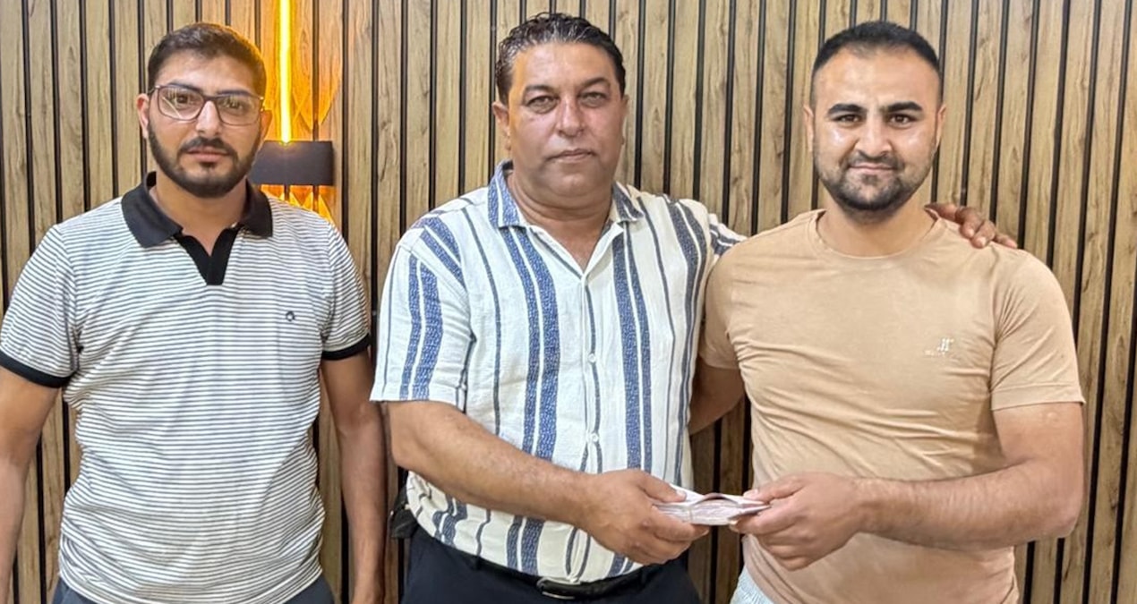 ATM’de 40 bin TL buldu, mahalle muhtarına teslim etti