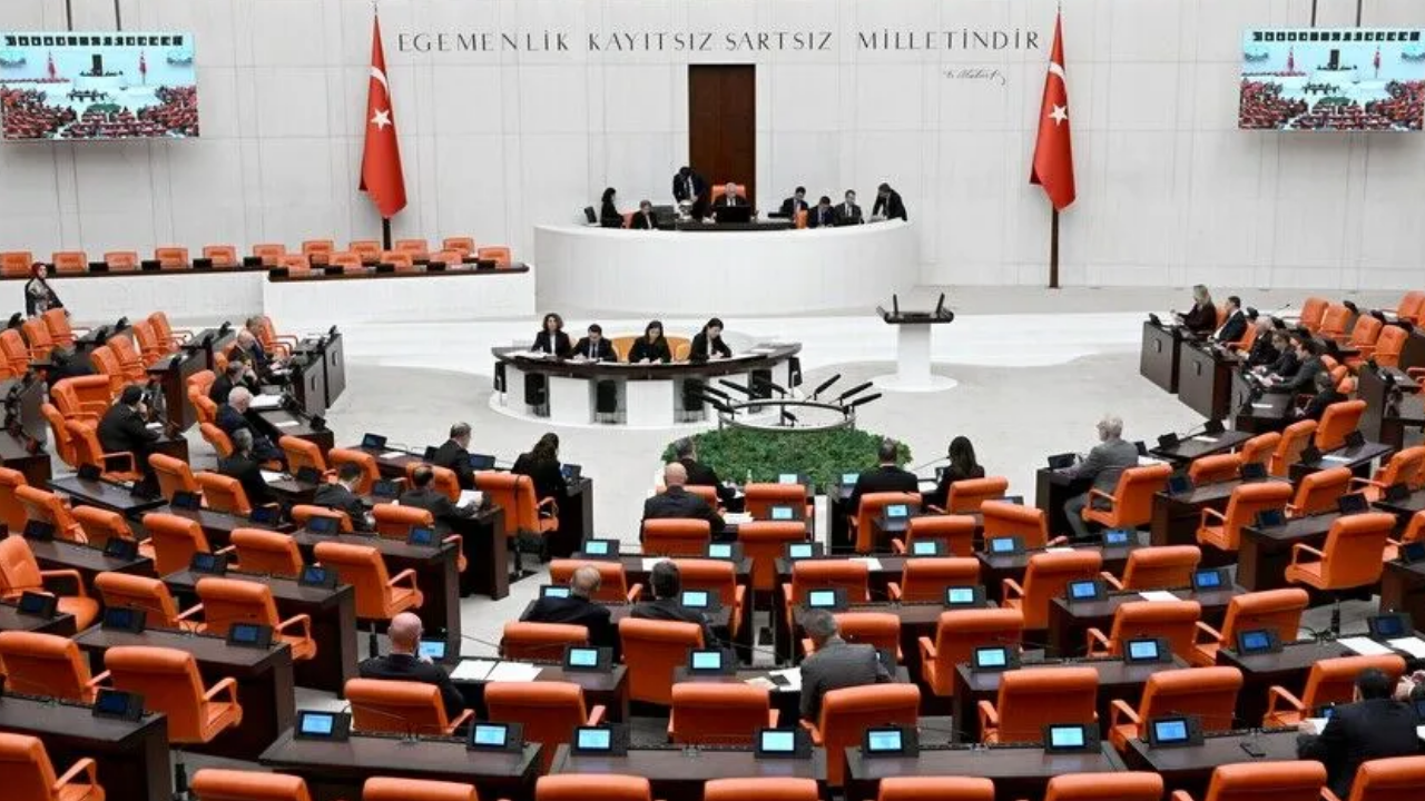 12 yargi paketi son durum yeni yargi paketi meclisten gecti mi ne zaman gececek P6MSxWOU